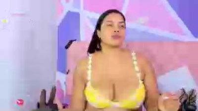 Horny_HouSex live cam on Cam4