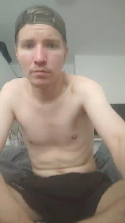 Horny_Max2001 live cam on Cam4