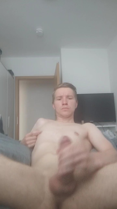 Horny_Max2001 live cam on Cam4