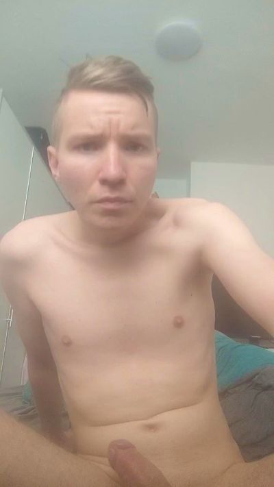 Horny_Max2001 live cam on Cam4