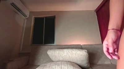 Hornycouple_222 live cam on Cam4