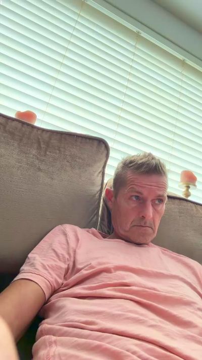 Hornydutch44 live cam on Cam4