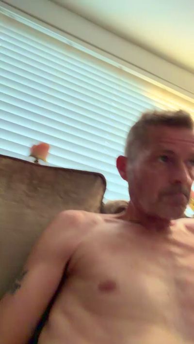 Hornydutch44 live cam on Cam4
