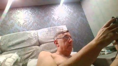 Hornygaymcr live cam on Cam4