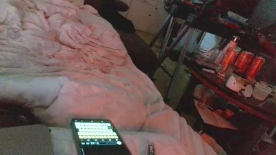 Hornyguy8393 live cam on Cam4
