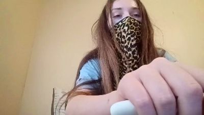 Hornyslut696969 live cam on Cam4