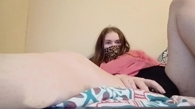 Hornyslut696969 live cam on Cam4