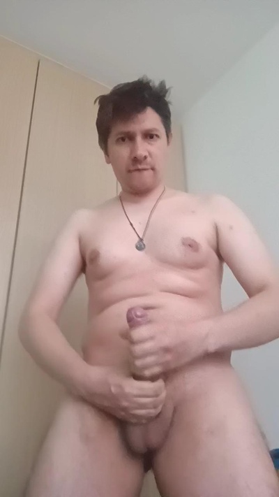 Horsenaked live cam on Cam4