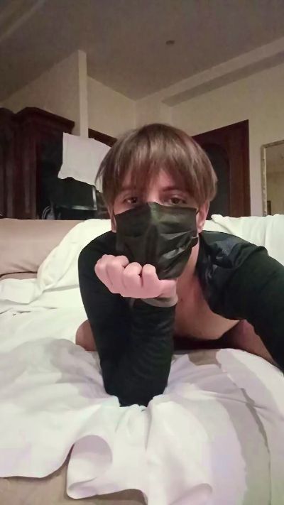 HotBoySexyFeet live cam on Cam4