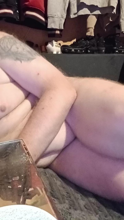 HotCam098765 live cam on Cam4