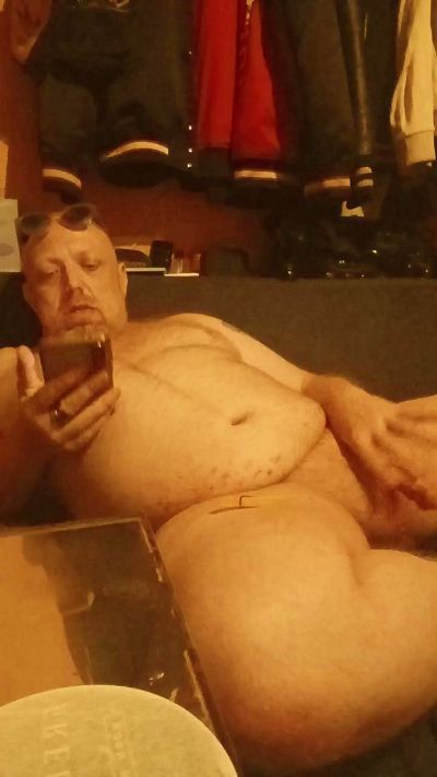 HotCam098765 live cam on Cam4