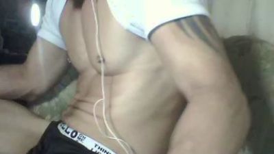 HotCock4u77 live cam on Cam4