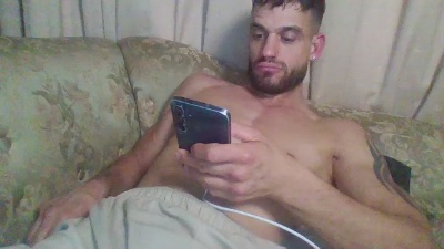 HotCock4u77 live cam on Cam4
