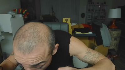 HotCumSwallows live cam on Cam4