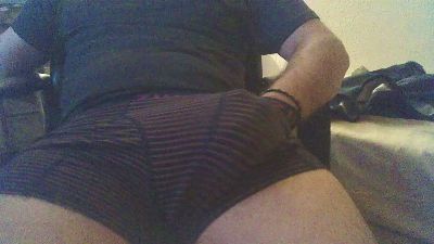 HotDogXL live cam on Cam4