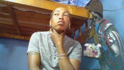 HotLinafun live cam on Cam4