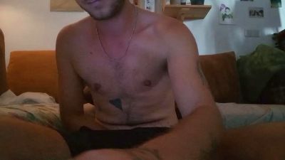 HotTransBoy live cam on Cam4