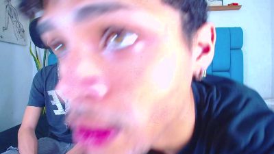 Hot_Boys_Latino live cam on Cam4