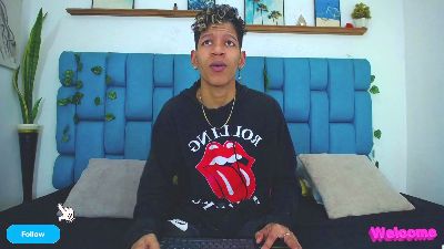 Hot_Boys_Latino live cam on Cam4