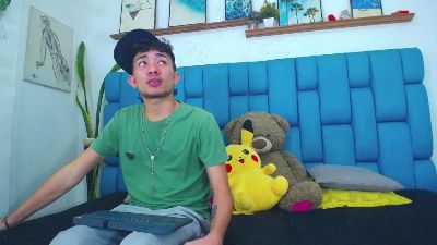 Hot_Boys_Latino live cam on Cam4