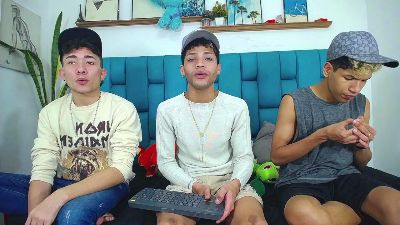 Hot_Boys_Latino live cam on Cam4