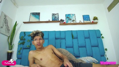 Hot_Boys_Latino live cam on Cam4