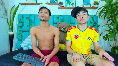 Hot_Boys_Latino live cam on Cam4