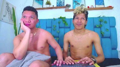 Hot_Boys_Latino live cam on Cam4