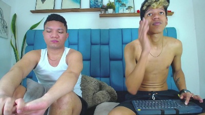 Hot_Boys_Latino live cam on Cam4
