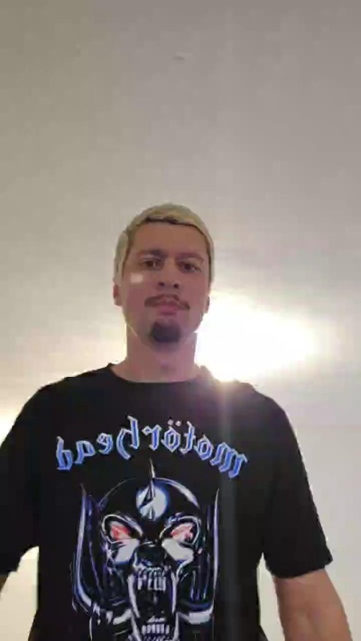 Hot_Br live cam on Cam4