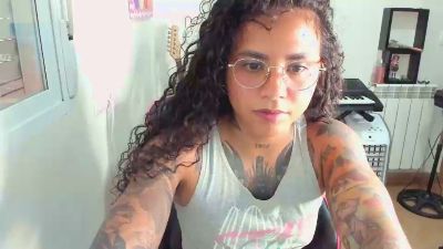 Hot_ama live cam on Cam4