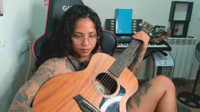 Hot_ama live cam on Cam4