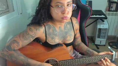 Hot_ama live cam on Cam4