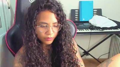 Hot_ama live cam on Cam4