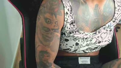 Hot_ama live cam on Cam4