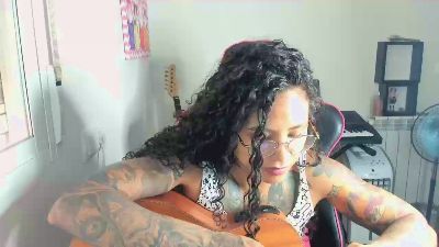 Hot_ama live cam on Cam4