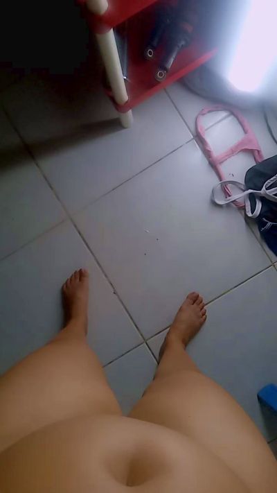 Hot_andrypee on Cam4 and RICams