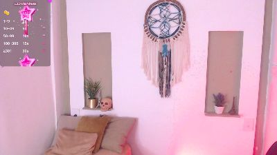 Hot_ariiana live cam on Cam4