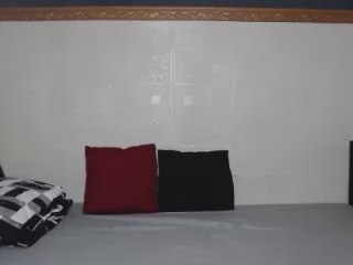 Hot_liza09 live cam on Cam4