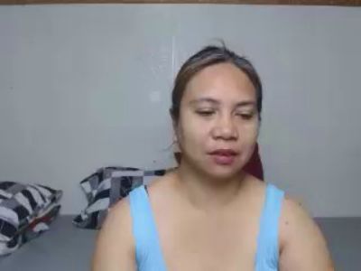 Hot_liza09 live cam on Cam4