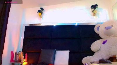 Hot_sexy_doll live cam on Cam4