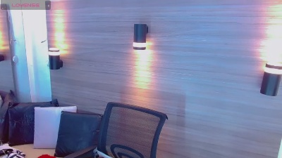 Hot_sexy_doll live cam on Cam4