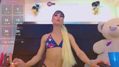 Hot_sexy_doll live cam on Cam4