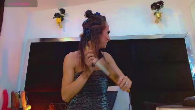 Hot_sexy_doll live cam on Cam4