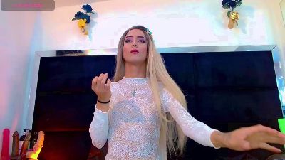 Hot_sexy_doll live cam on Cam4