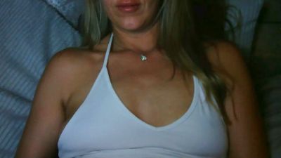 Hotblondie live cam on Cam4