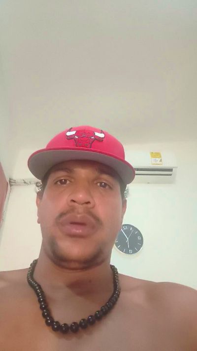 Hotdickdeliciou live cam on Cam4