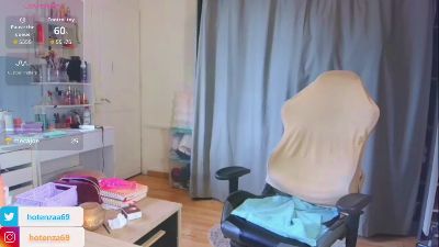 Hotenza live cam on Cam4