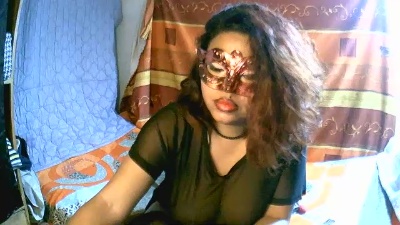 Hotlady2025 live cam on Cam4