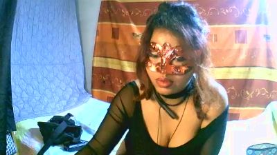 Hotlady2025 live cam on Cam4